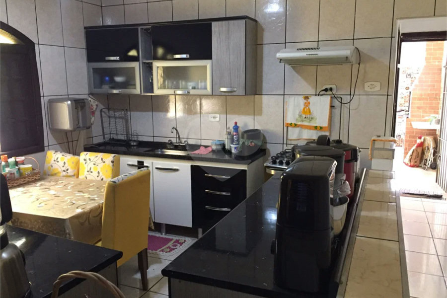Sobrado à venda com 3 quartos, sendo 2 suítes, em Vila Nova Cachoeirinha, São Paulo, SP