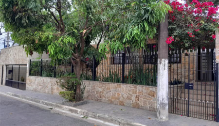 Casa Térrea à venda com 4 quartos, sendo 1 suíte,  em Parque Continental, São Paulo, SP