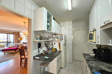 Apartamento à venda com 2 quartos, sendo 1 suíte,  em Chácara Santo Antônio, São Paulo, SP
