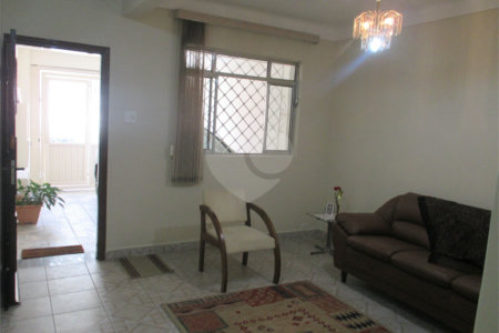 Casa à venda com 2 quartos, sendo 1 suíte, em Mirandópolis, São Paulo, SP
