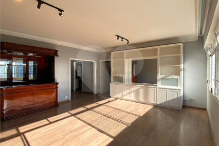Apartamento à venda com 3 quartos em Vila Mariana, São Paulo, SP