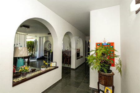 Casa à venda com 4 quartos, sendo 2 suítes,  em Interlagos, São Paulo, SP