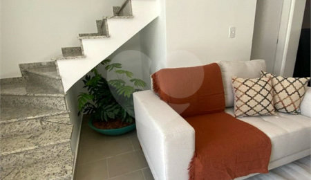 Casa à venda com 2 quartos no condomínio Vila Davos 2, São Paulo - SP