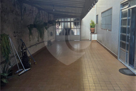 Sobrado à venda com 4 quartos, sendo 1 suíte, em Vila Graciosa, São Paulo, SP