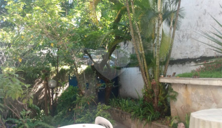 Casa à venda com 4 quartos, sendo 1 suíte,  em Tijuca, Rio de Janeiro, RJ