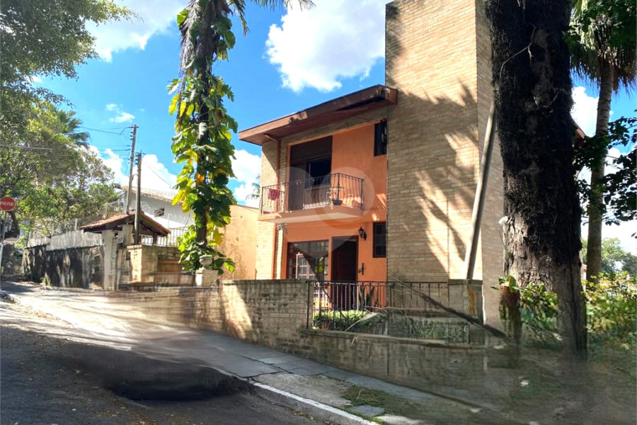Casa à venda com 4 quartos, sendo 1 suíte, em Tremembé, São Paulo, SP