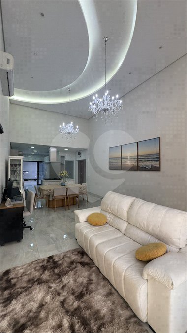 Casa à venda com 3 quartos, sendo 1 suíte, no condomínio Jardim Residencial Dona Maria José, Indaiatuba - SP