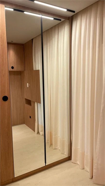Apartamento à venda ou para alugar com 2 suítes em Pinheiros, São Paulo, SP