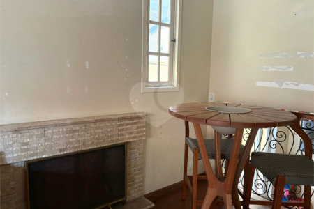 Casa à venda com 3 quartos, sendo 1 suíte, no condomínio Villagio Vicino, São Paulo - SP