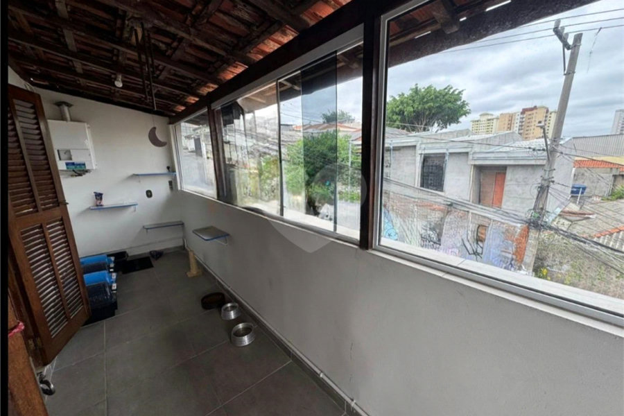 Sobrado à venda com 4 quartos, sendo 1 suíte, em Vila Gustavo, São Paulo, SP