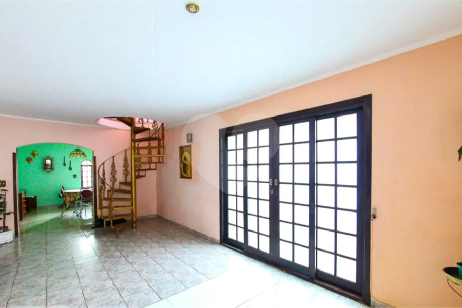Sobrado à venda com 5 quartos, sendo 2 suítes, em Tremembé, São Paulo, SP