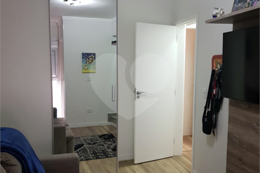 Casa à venda com 3 suítes no condomínio Residencial Mattos, São Paulo - SP