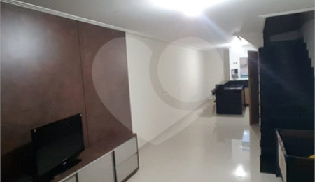Sobrado à venda com 3 suítes em Vila Gustavo, São Paulo, SP