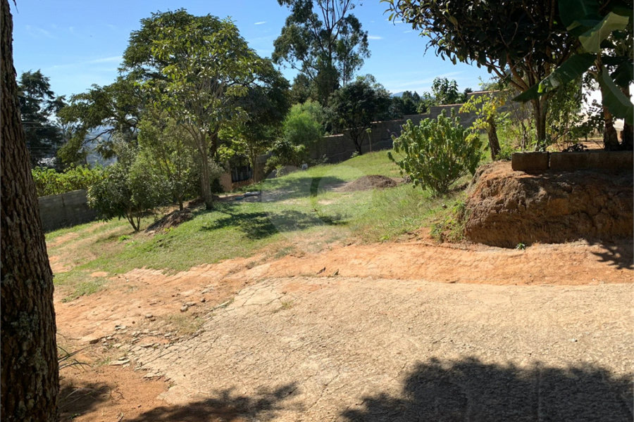 Casa à venda com 3 quartos, sendo 1 suíte, em Olho D'água, Mairiporã, SP