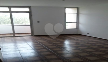 Apartamento à venda com 2 quartos, sendo 1 suíte,  em Tremembé, São Paulo, SP