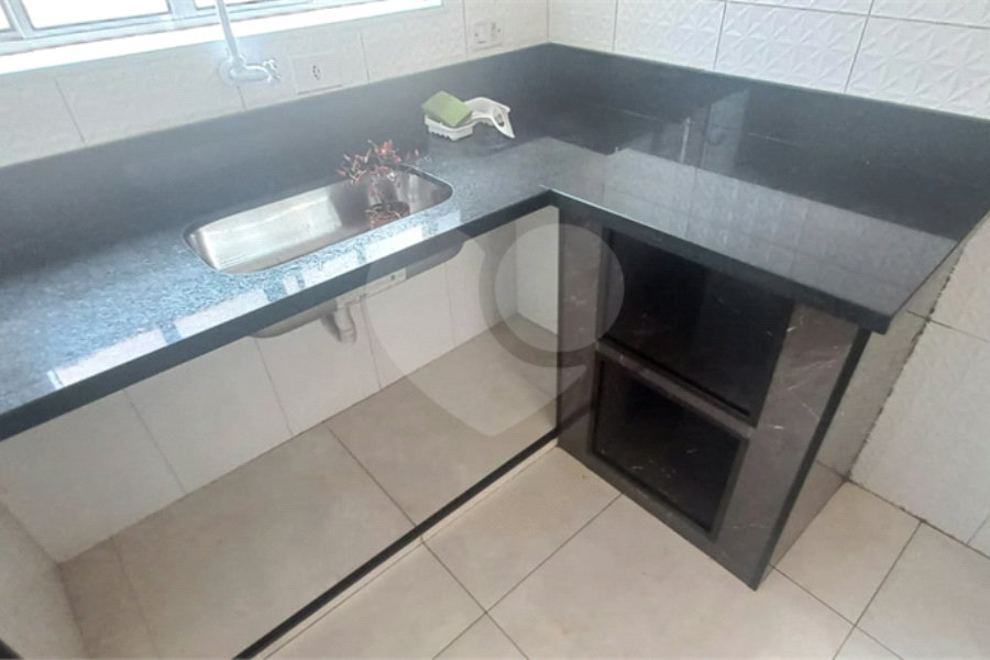 Casa Térrea à venda com 4 quartos, sendo 3 suítes, em Vila Galvão, Guarulhos, SP