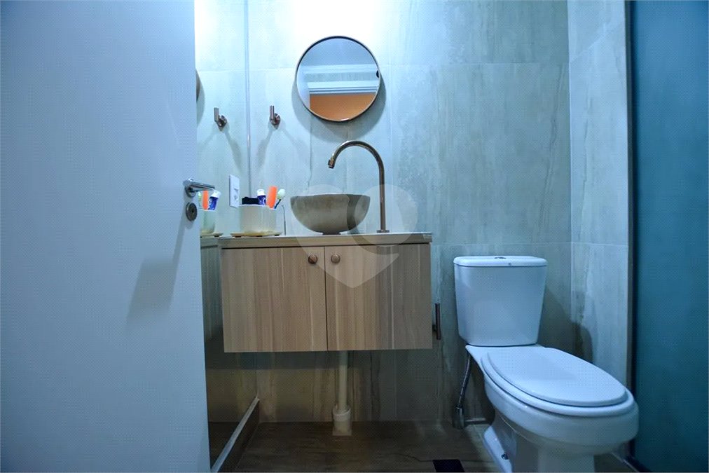 Apartamento à venda com 2 quartos, sendo 1 suíte, em Ferreira, São Paulo, SP