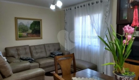 Casa à venda com 3 quartos, sendo 1 suíte,  no condomínio Vila da Vinci, São Paulo - SP