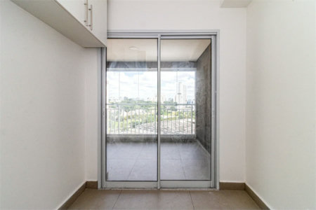 Apartamento à venda com 3 quartos, sendo 1 suíte, em Vila Anastácio, São Paulo, SP