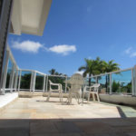 Casa de Alto Padrão com 5 Suítes e Lazer Completo– Guarujá