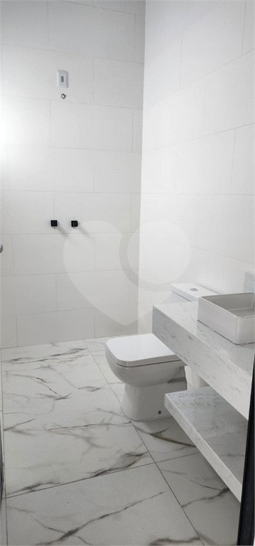 Casa à venda ou para alugar com 4 suítes no condomínio Residencial Delle Stelle, Louveira - SP