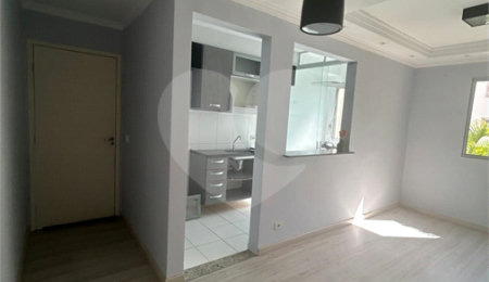 Apartamento à venda ou para alugar com 3 quartos, sendo 1 suíte,  em Vila Mogilar, Mogi das Cruzes, SP