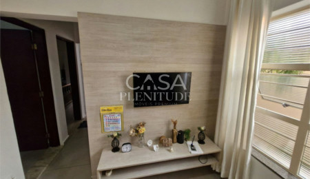 Casa à venda com 2 quartos, sendo 1 suíte, em Jardim Saira, Sorocaba, SP