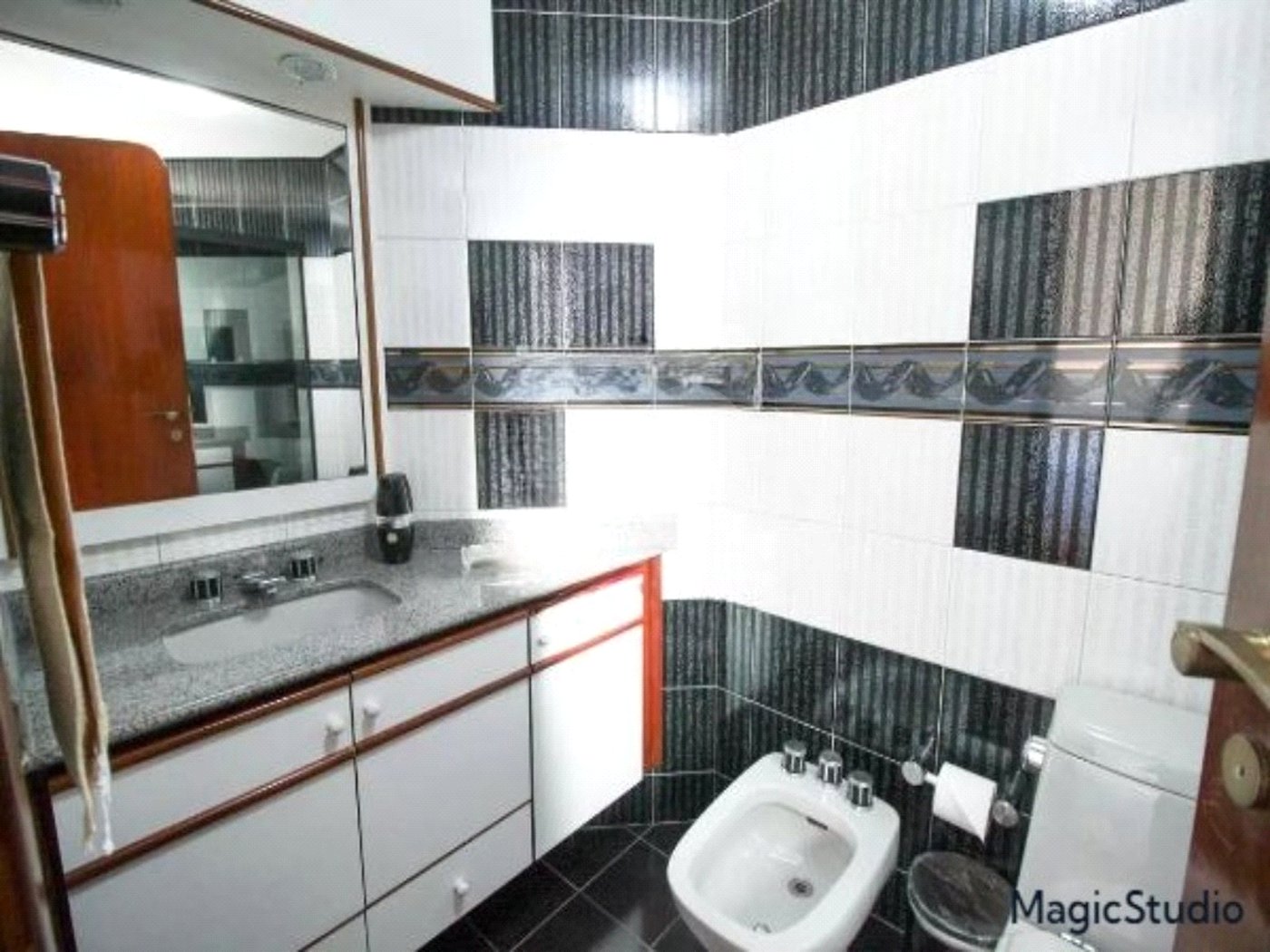Apartamento à venda com 3 suítes em Vila Regente Feijó, São Paulo, SP