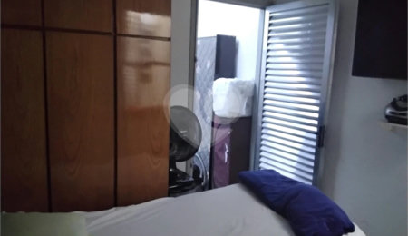 Casa à venda com 3 quartos, sendo 1 suíte,  em Vila Mariana, São Paulo, SP