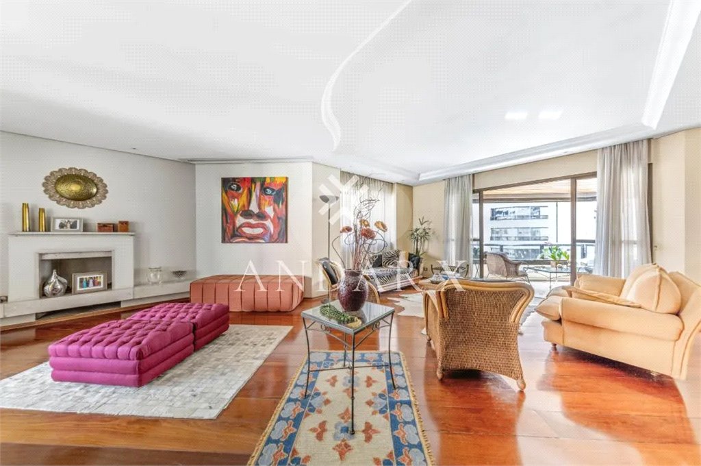 Apartamento à venda com 4 quartos, sendo 2 suítes, em Perdizes, São Paulo, SP