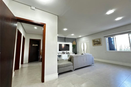 Casa à venda com 3 suítes no condomínio Belvedere II, Votorantim - SP