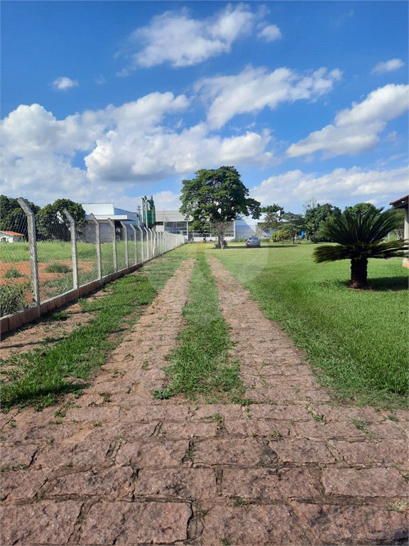 Casa à venda com 3 quartos, sendo 1 suíte,  em Distrito Industrial do Lageado, Salto, SP