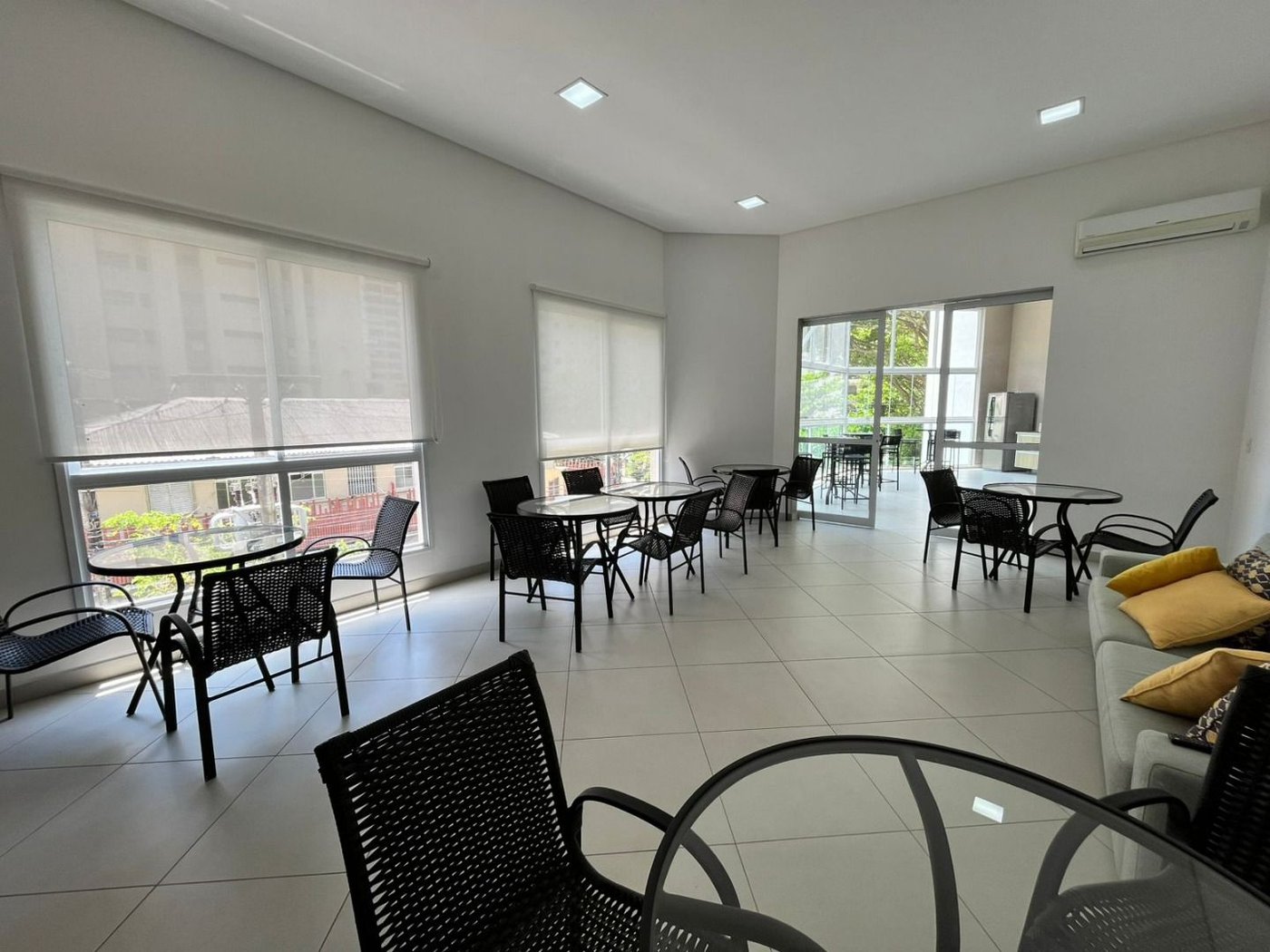Cobertura com 3 dormitórios à venda, 270 m² por R$ 2.890.000,00 - Barra Funda - Guarujá/SP