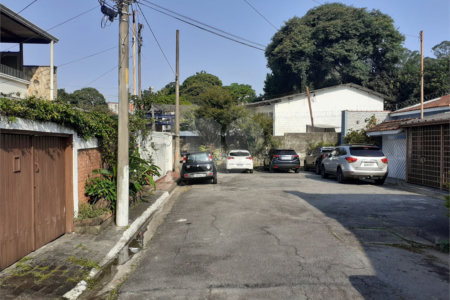 Casa de Vila à venda com 4 quartos, sendo 2 suítes,  em Vila São Francisco, São Paulo, SP