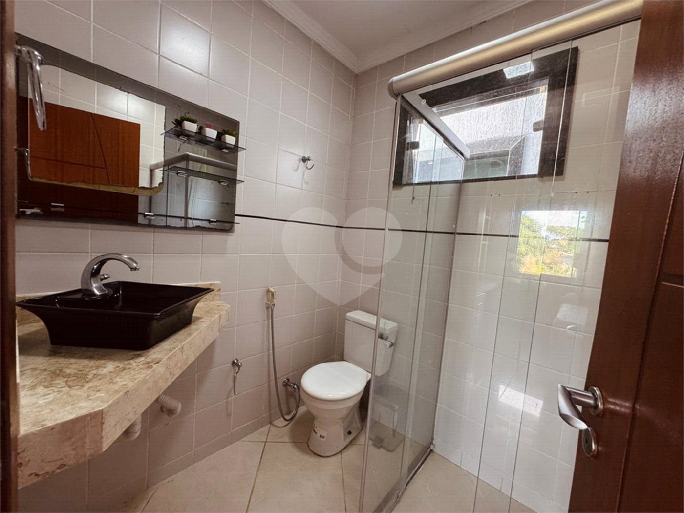 Apartamento para alugar com 1 suíte em Taperapuan, Porto Seguro, BA