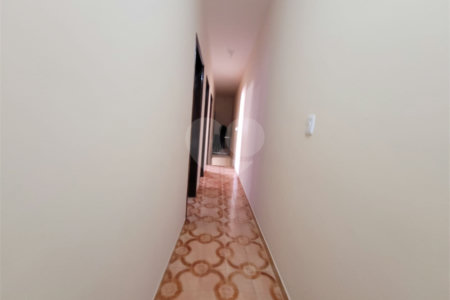 Sobrado à venda com 3 quartos em Vila Clarice, São Paulo, SP