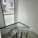 Casa à venda com 3 suítes no condomínio Village Itaguaçu, Atibaia - SP
