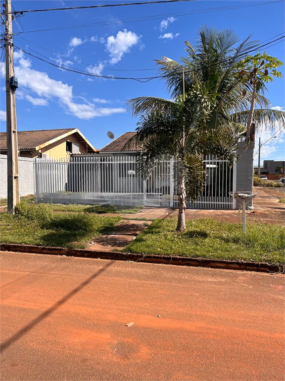 Casa à venda com 3 quartos em Ipê, Três Lagoas, MS