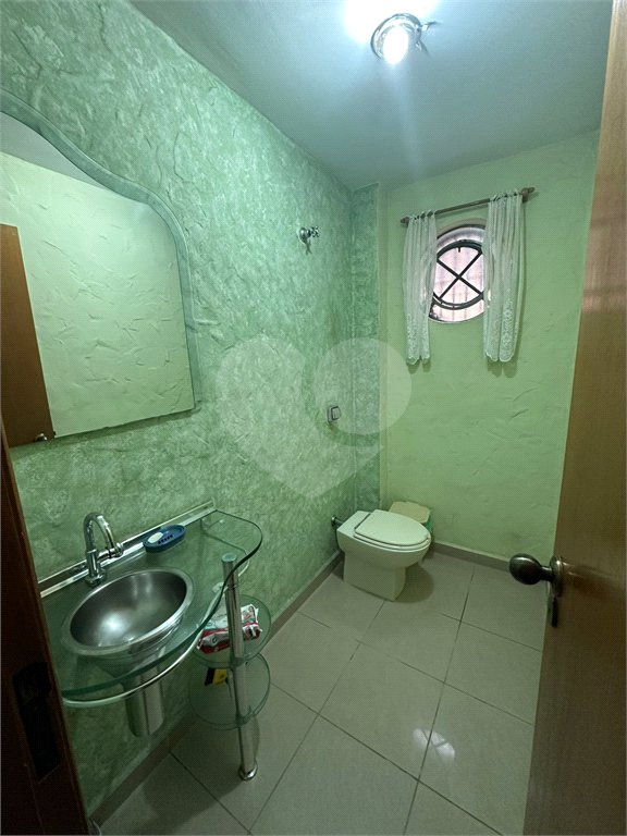 Sobrado à venda com 3 quartos, sendo 1 suíte, em Jardim Prudência, São Paulo, SP
