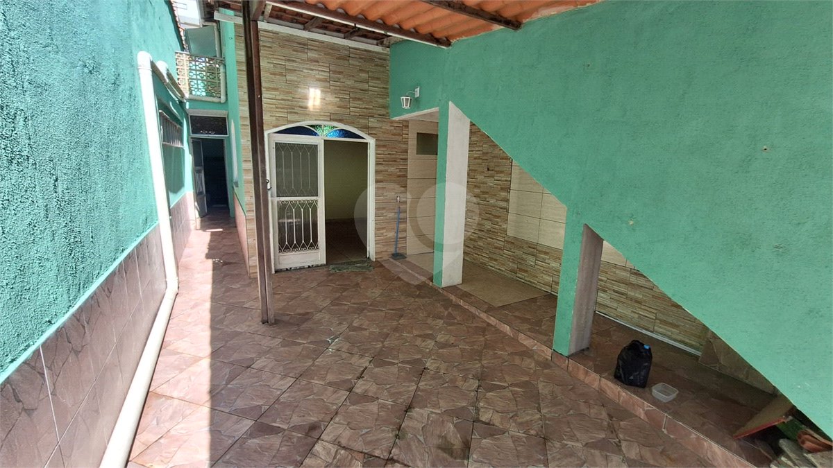 Sobrado à venda com 2 quartos em Campo Grande, Rio de Janeiro, RJ