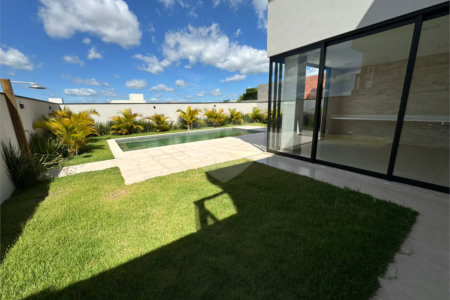 Casa à venda com 4 suítes no condomínio Villas do Golf, Itu - SP