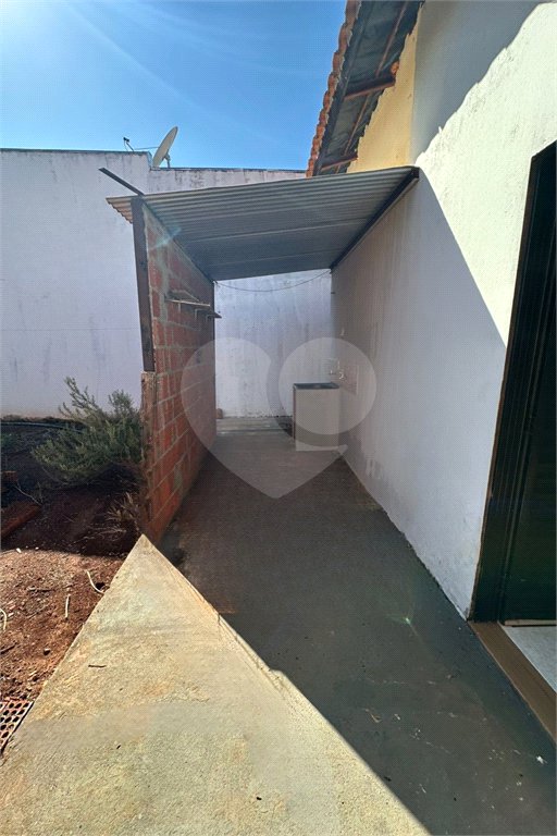Casa à venda com 2 quartos, sendo 1 suíte, em Jardim Primavera I, Ponta Porã, MS