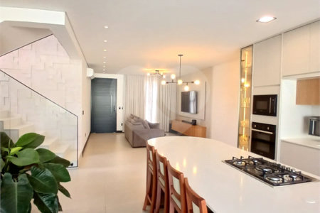 Casa à venda com 3 suítes em Pinheirinho, Vinhedo, SP