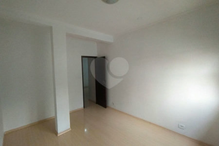 Casa à venda com 10 quartos, sendo 1 suíte, em Santa Teresinha, São Paulo, SP