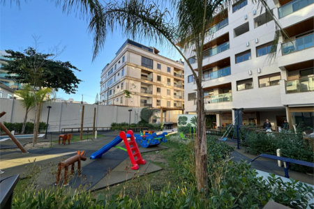 Apartamento à venda com 3 quartos, sendo 1 suíte, em Vila Nova, Cabo Frio, RJ