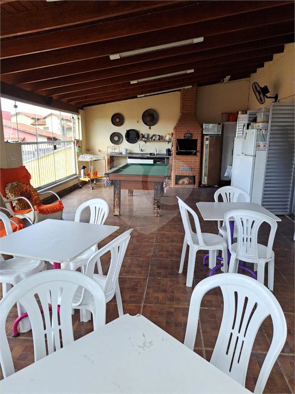Sobrado à venda com 4 quartos, sendo 2 suítes, em Jardim Modelo, Suzano, SP