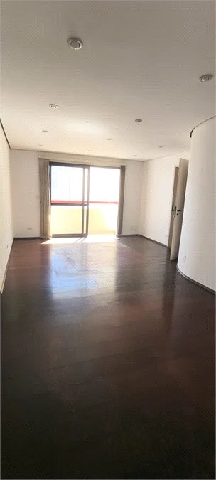 Apartamento à venda com 3 quartos, sendo 1 suíte, em Pinheiros, São Paulo, SP