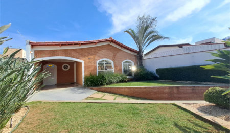 Casa à venda com 3 quartos, sendo 1 suíte,  em Vila Trujillo, Sorocaba, SP