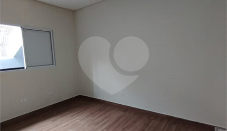 Casa à venda com 2 quartos em Jardim das Pedras, São Paulo, SP