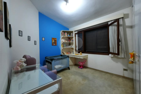 Casa à venda com 6 quartos, sendo 3 suítes, em Morumbi, São Paulo, SP